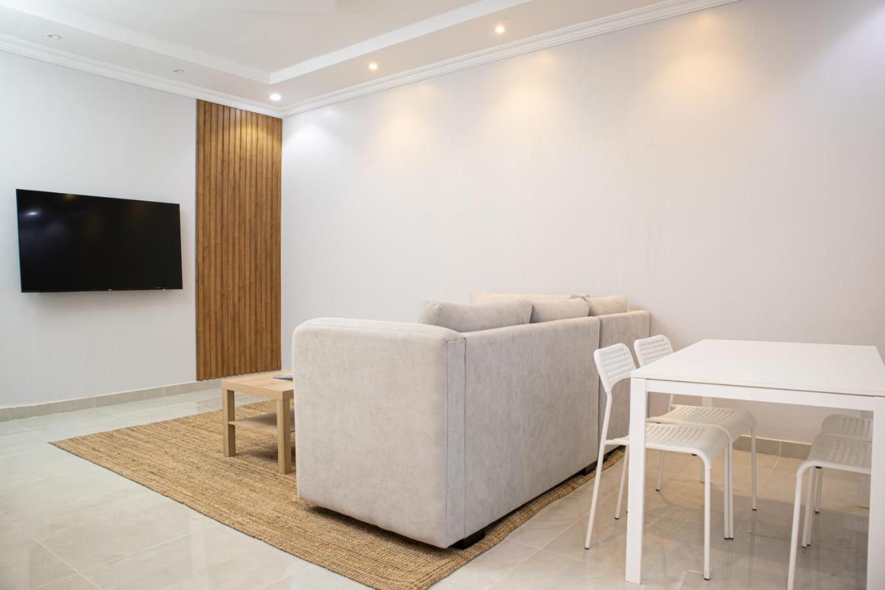 Luxurious Family Apartments 15Mins Drive To Al-Masjid Nabawi - Nozol Noor 4 Medina Exterior photo